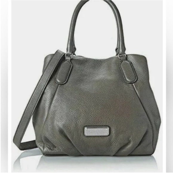 Marc by Marc Jacobs Q FRAN Shoulder
Crossbody Bag. - Picture 1 of 14